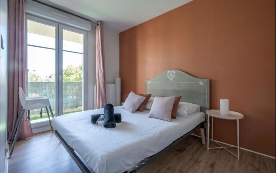 Appartement Castle - 10 Minutes De Disney Bussy-Saint-Georges Exterior foto